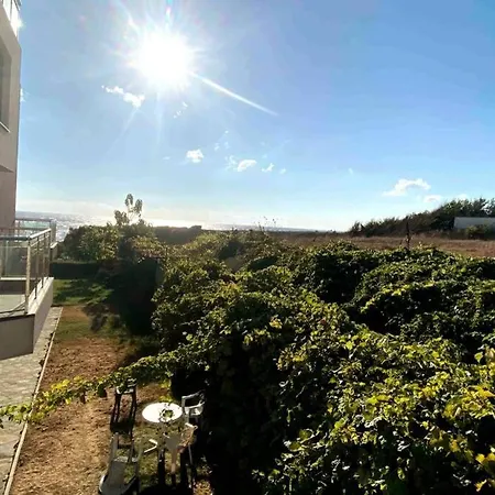 Apartment Seaview Dreamy With A Pool And Garden