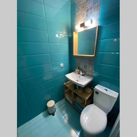Seaview Dreamy With A Pool And Garden Apartament