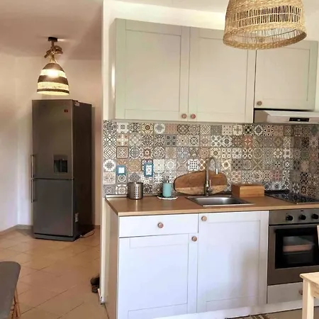 Seaview Dreamy With A Pool And Garden